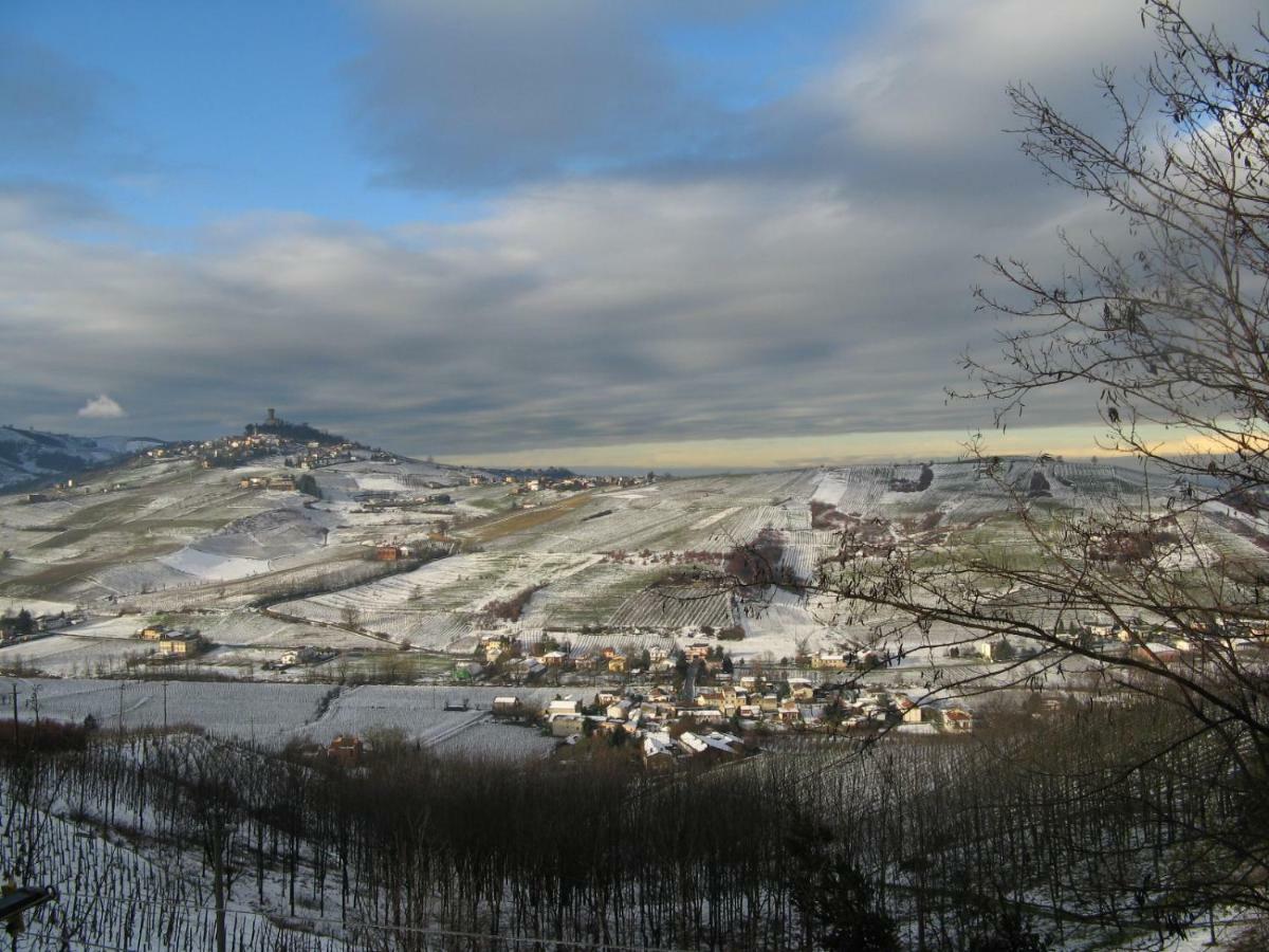 Delightful Home-Lovely Hill View Canneto Pavese المظهر الخارجي الصورة